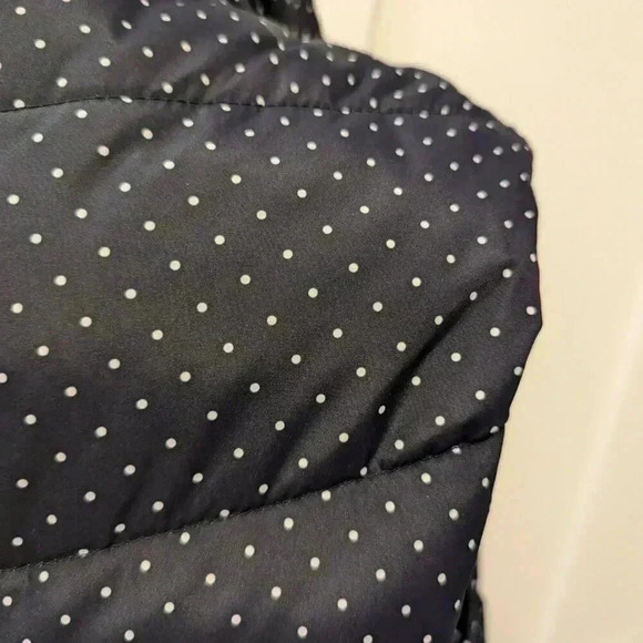 Gap Navy with White Polkadot Puffer Vest, Size M - Picture 6 of 7
